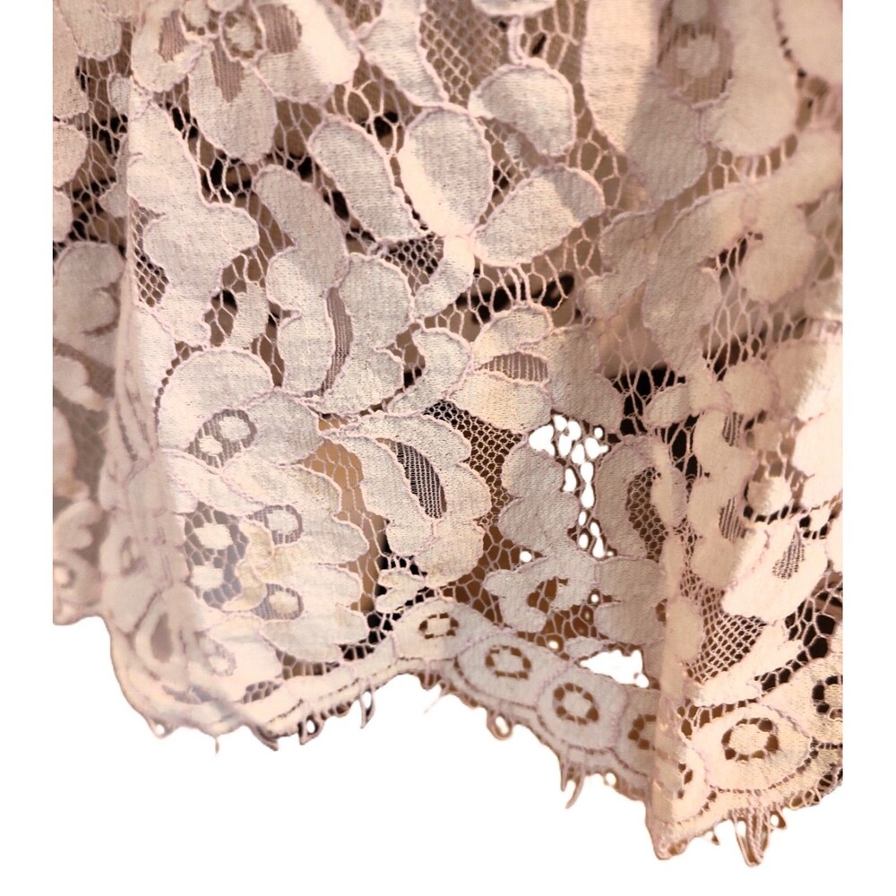 Vintage VanHeusen Studio Flower Pattern Ivory Cream Lace Overlay Blouse Size M - Picture 2 of 5